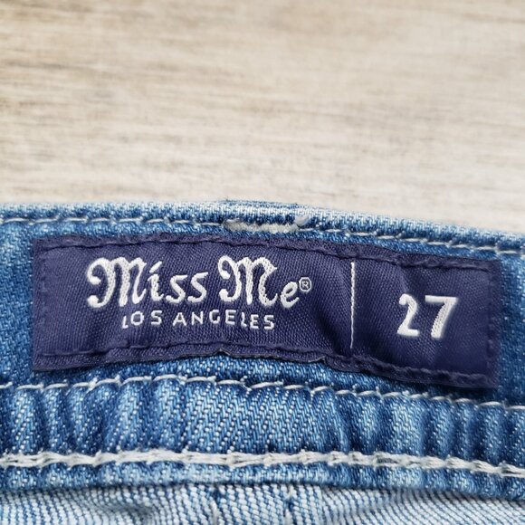 Miss Me Capri Jeans Women's Mid Rise Chunky Metallic Seams Light Wash 27 - Picture 8 of 12